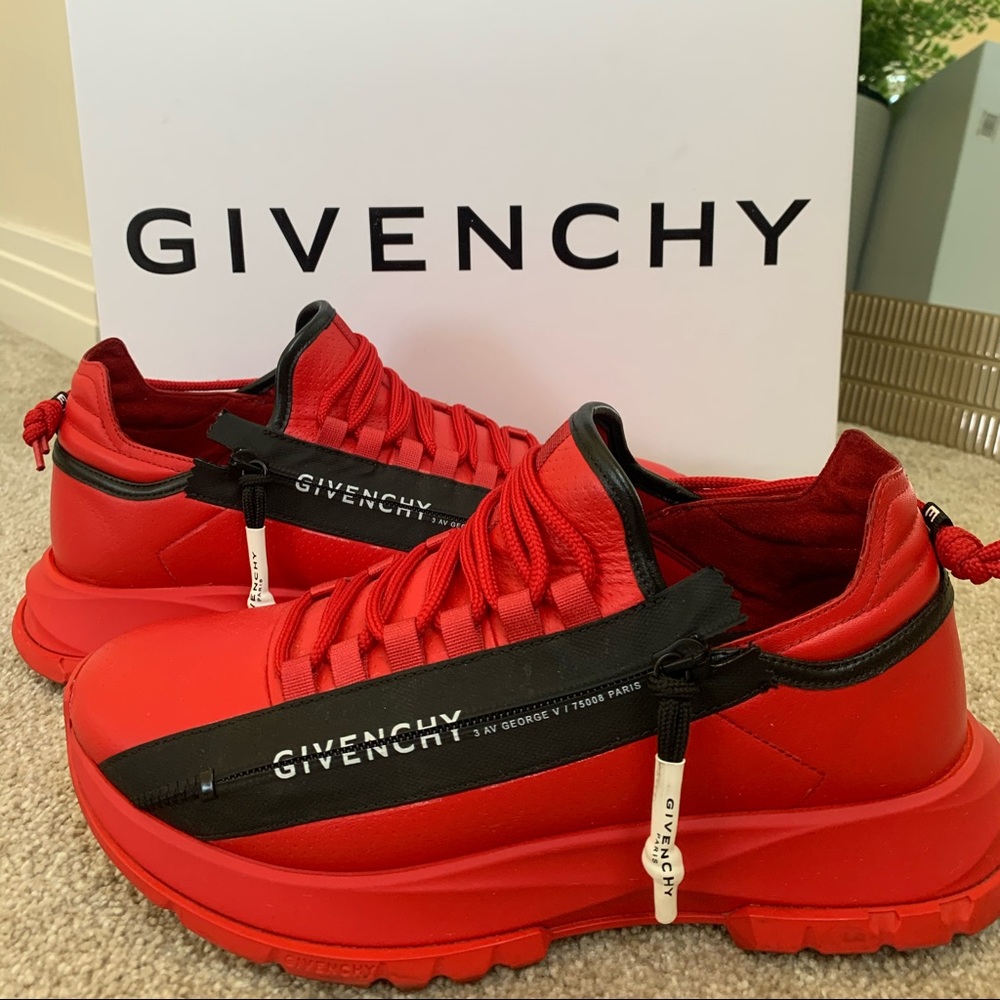 Givenchy red size 40